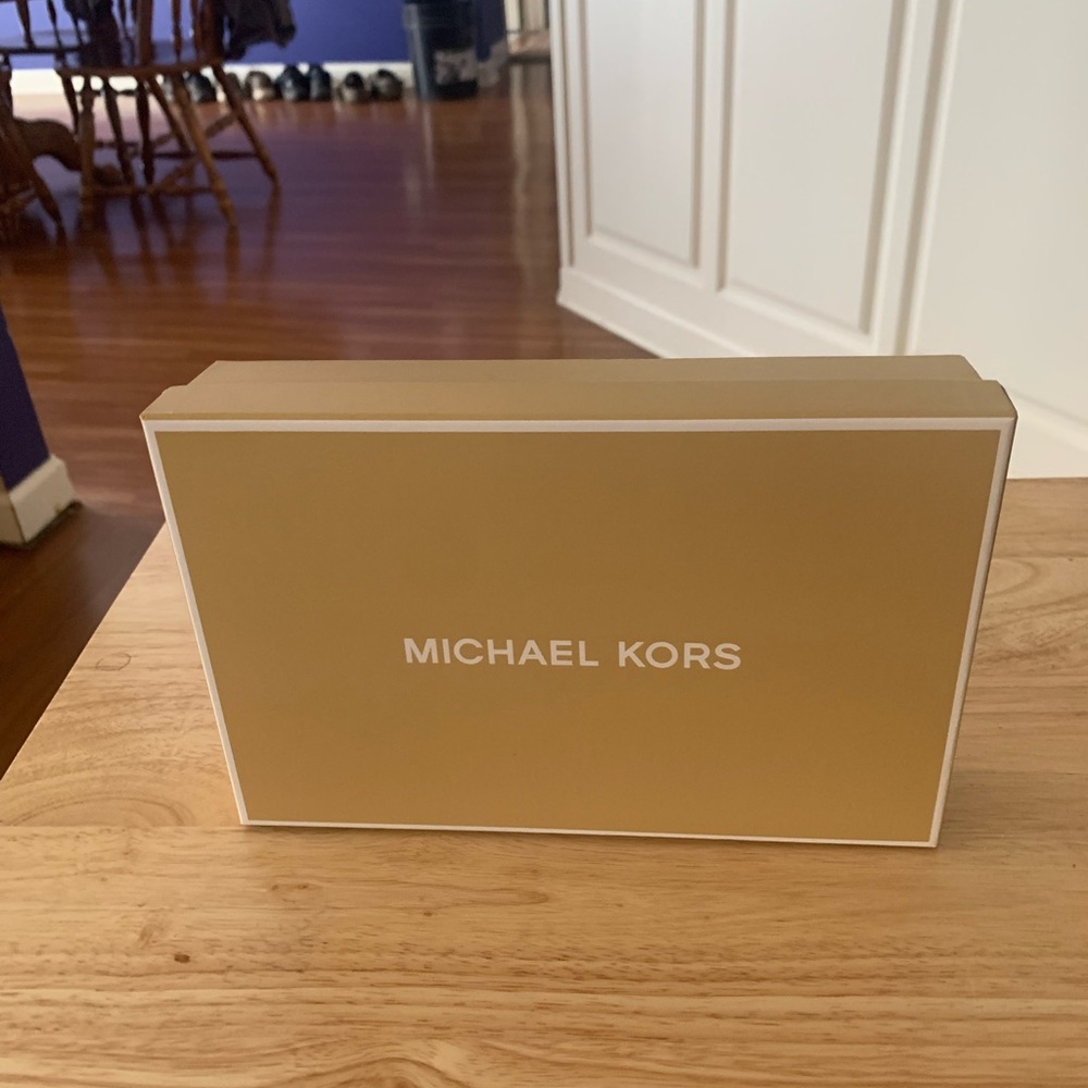MICHAEL KORS GIFT BOX , STORAGE BOX OR STORE MK ACCESSORIES BOX